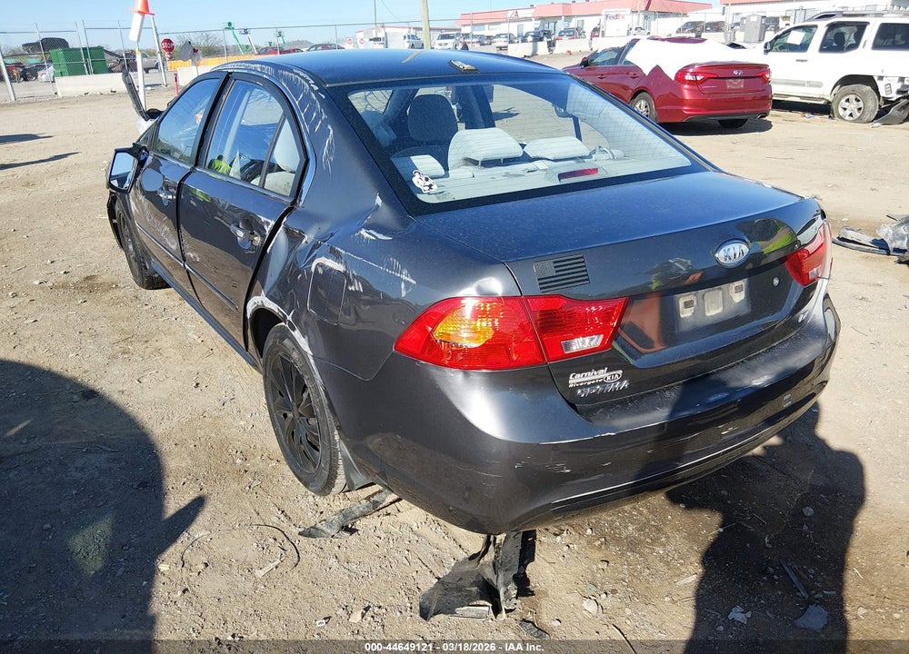 2009 KIA OPTIMA LX VIN: KNAGE228695361650