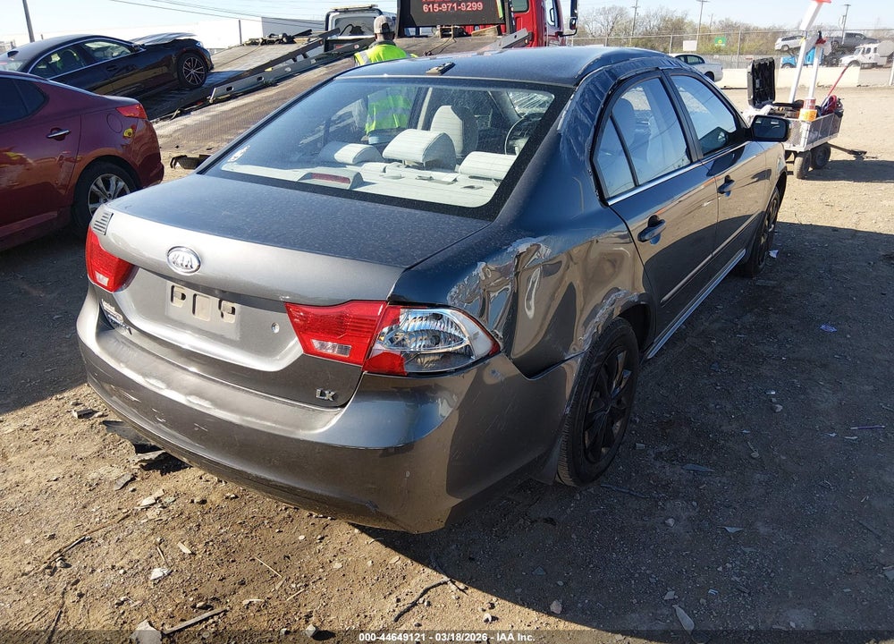 2009 KIA OPTIMA LX VIN: KNAGE228695361650