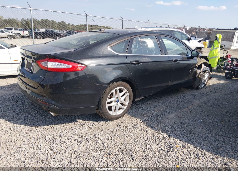 2015 FORD FUSION SE VIN: 3FA6P0H7XFR208621