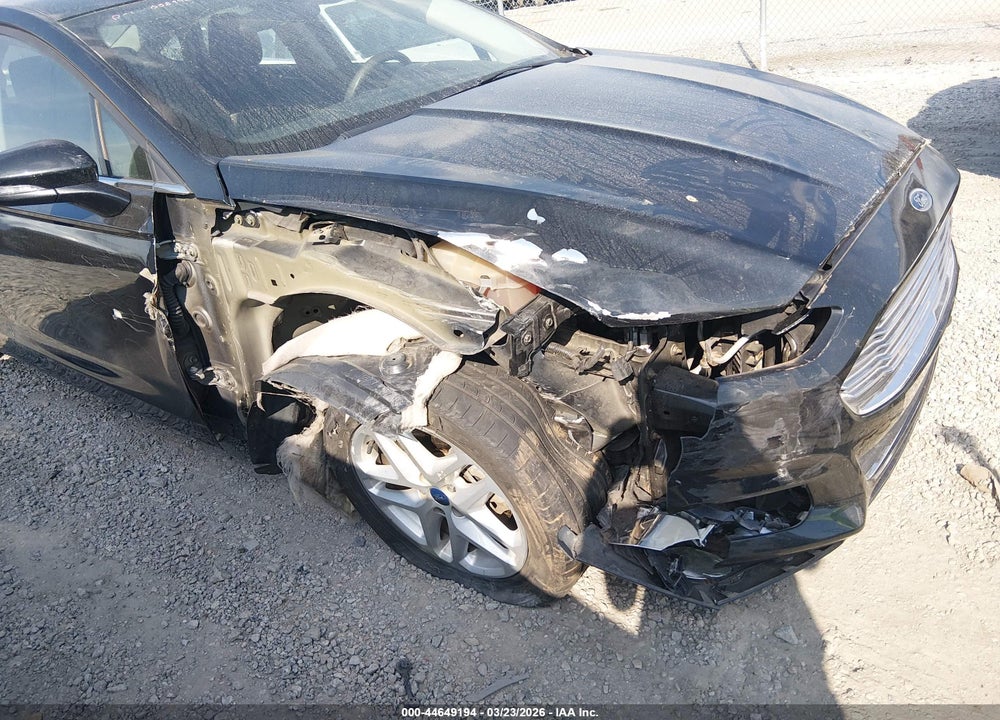 2015 FORD FUSION SE VIN: 3FA6P0H7XFR208621
