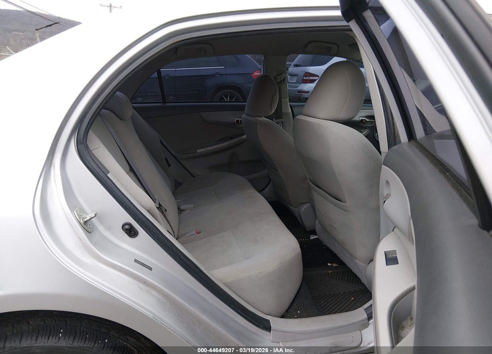 2010 TOYOTA COROLLA LE VIN: 1NXBU4EE3AZ308309