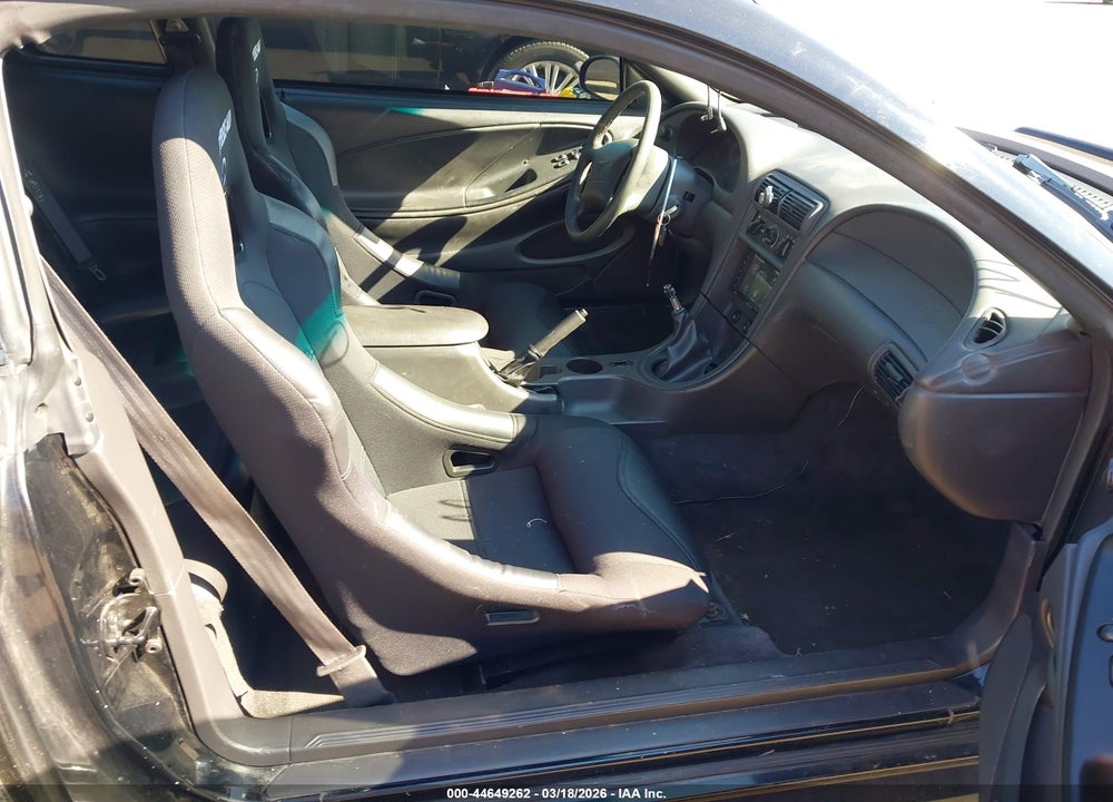 2001 FORD MUSTANG GT VIN: 1FAFP42X81F141006