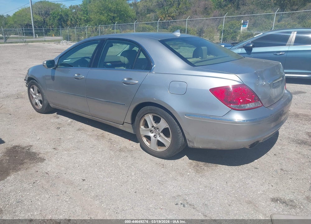 2008 ACURA RL VIN: JH4KB16578C003739