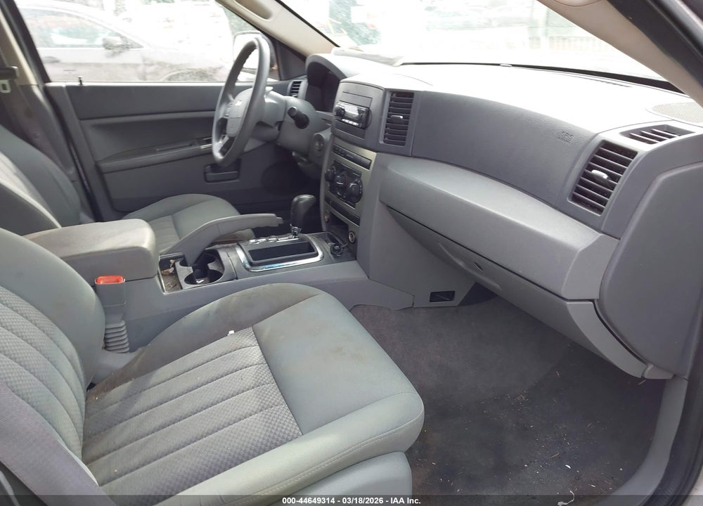 2005 JEEP GRAND CHEROKEE LAREDO VIN: 1J4GR48K75C707923