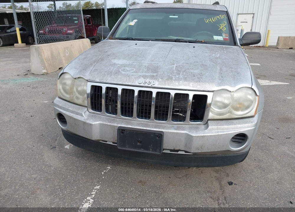 2005 JEEP GRAND CHEROKEE LAREDO VIN: 1J4GR48K75C707923