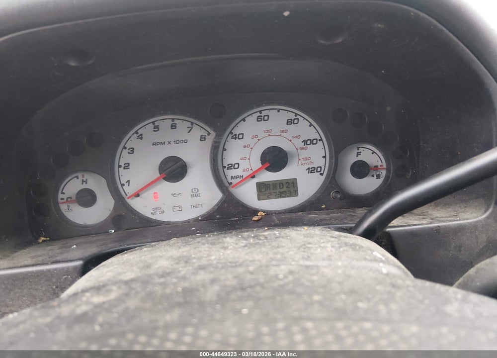 2004 FORD ESCAPE XLS VIN: 1FMYU02124DA18572