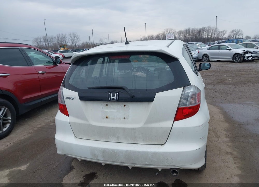 2009 HONDA FIT SPORT VIN: JHMGE88409S049544