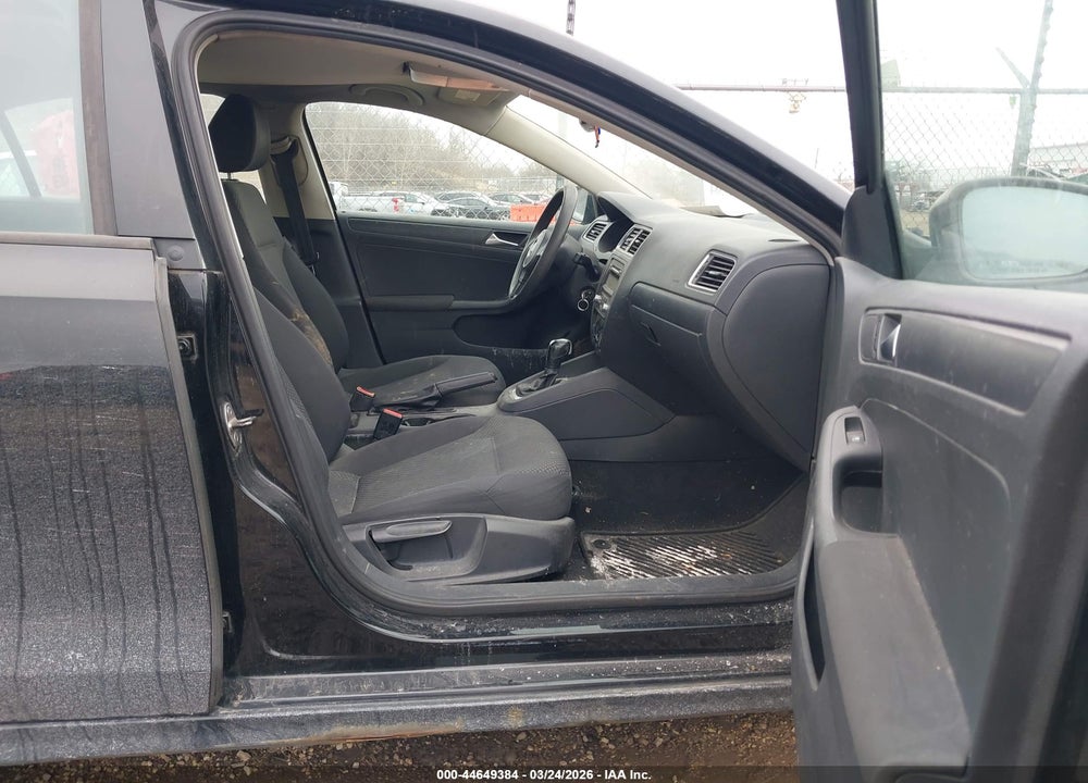 2012 VOLKSWAGEN JETTA 2.0L S VIN: 3VW2K7AJXCM359809