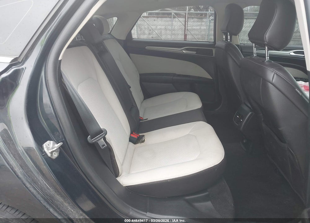 2020 FORD FUSION SE VIN: 3FA6P0HD1LR123801