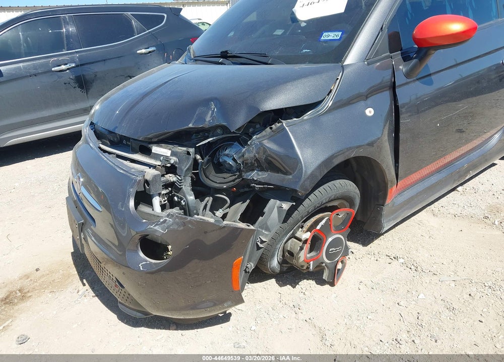 2016 FIAT 500E BATTERY ELECTRIC VIN: 3C3CFFGE3GT221724
