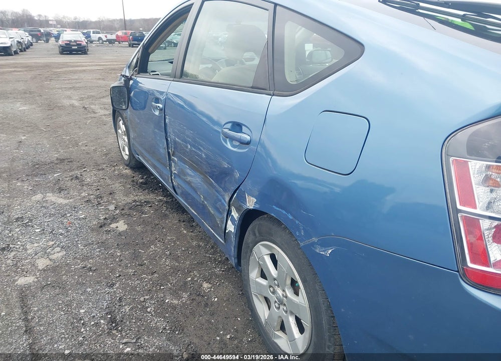 2005 TOYOTA PRIUS VIN: JTDKB20U253125475