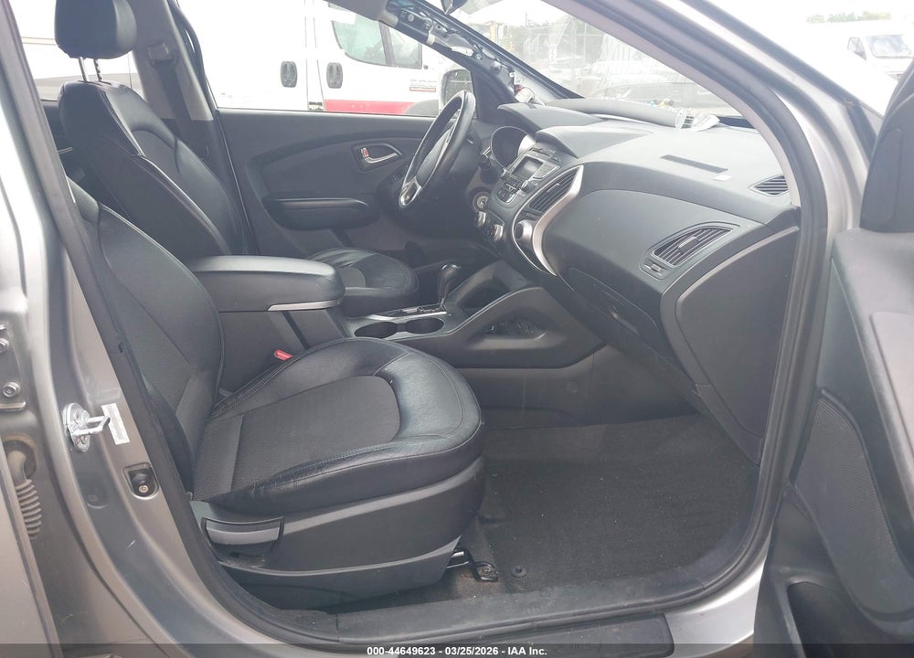 2012 HYUNDAI TUCSON GLS VIN: KM8JU3AC1CU515066