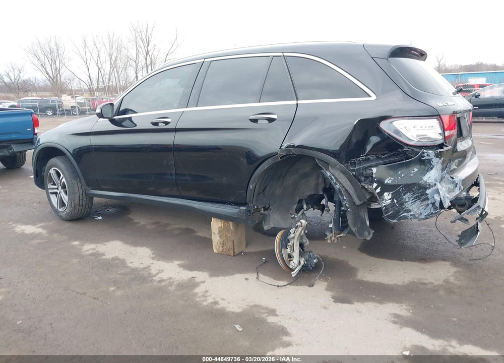 2017 MERCEDES-BENZ GLC 300 4MATIC VIN: WDC0G4KB5HF142784