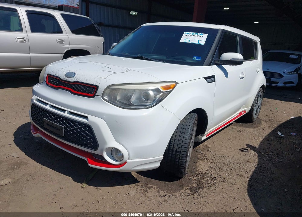 2014 KIA SOUL + VIN: KNDJP3A51E7024432
