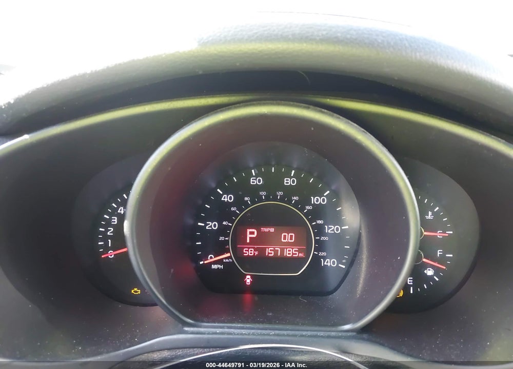 2014 KIA SOUL + VIN: KNDJP3A51E7024432