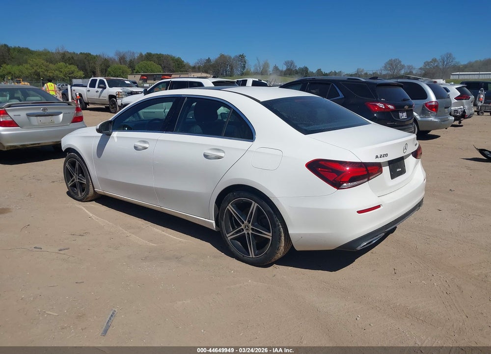 2021 MERCEDES-BENZ A 220 4MATIC VIN: W1K3G4FB2MJ315798