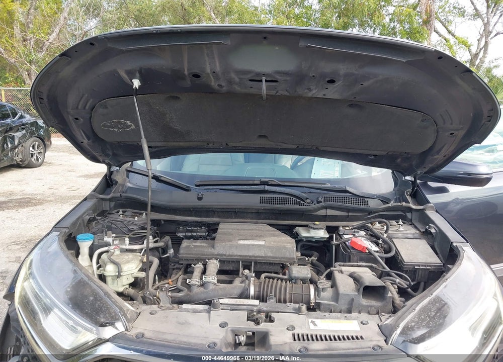 2018 HONDA CR-V TOURING VIN: 7FARW1H93JE043365