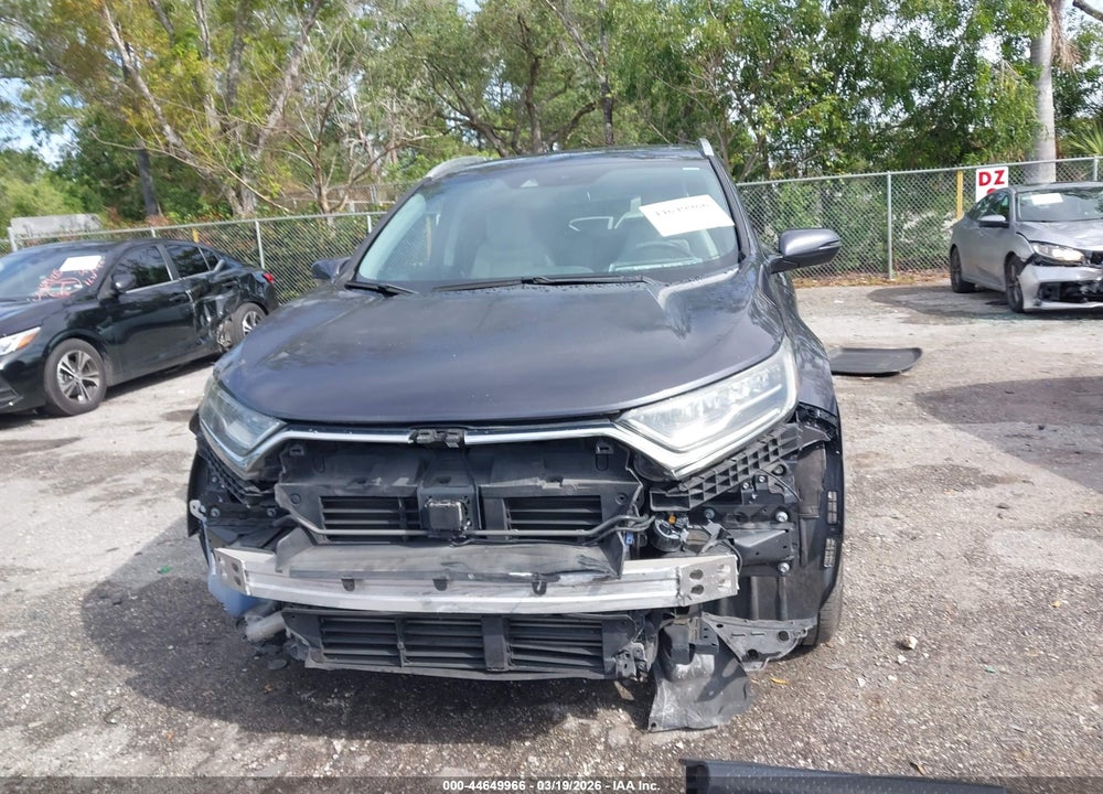 2018 HONDA CR-V TOURING VIN: 7FARW1H93JE043365