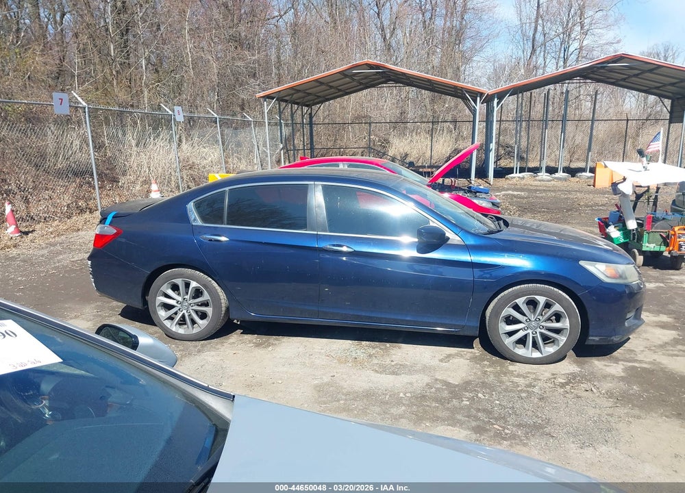 2015 HONDA ACCORD SPORT VIN: 1HGCR2F51FA154089