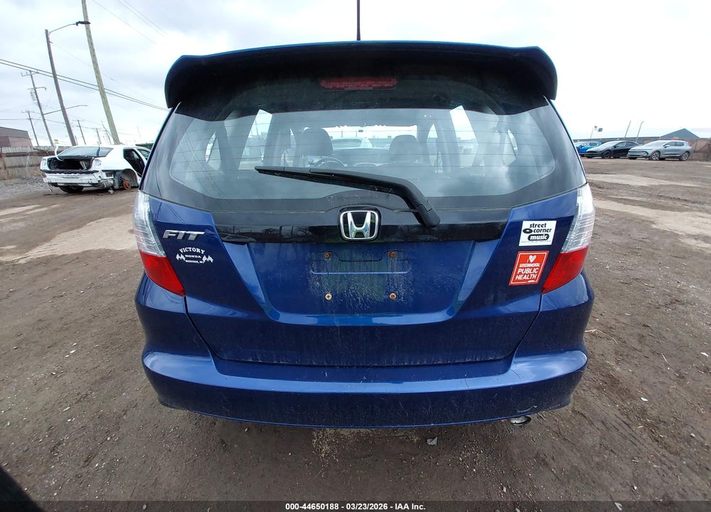 2012 HONDA FIT SPORT VIN: JHMGE8H53CC010229