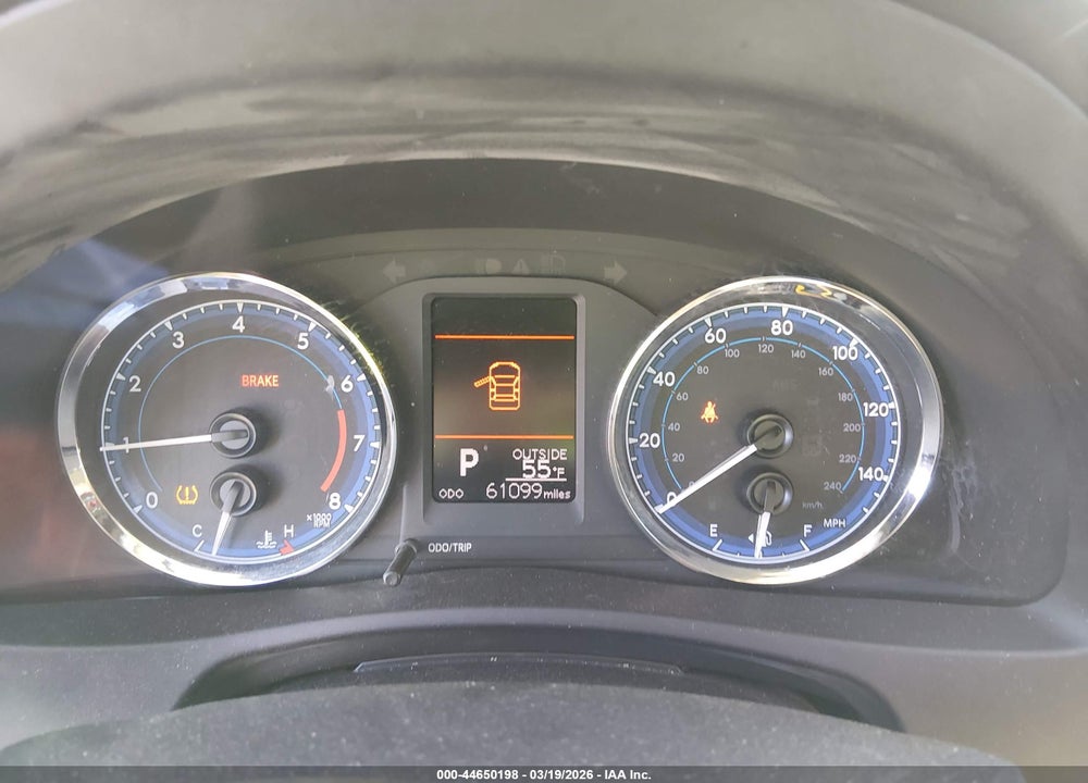 2018 TOYOTA COROLLA LE VIN: 5YFBURHE9JP803950