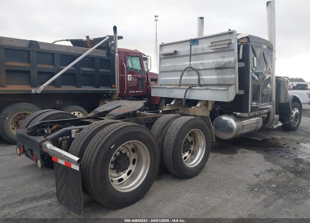 2005 PETERBILT 379 VIN: 1XP5DB9X05D832720