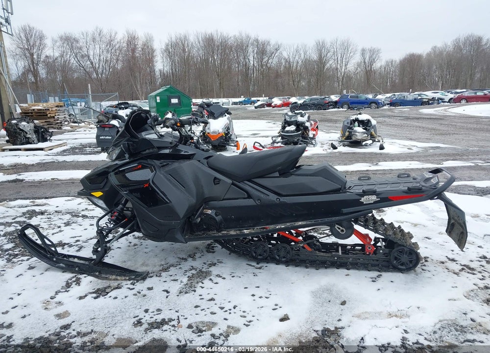 2022 SKID SLED VIN: 2BPSDSNA0NV000191