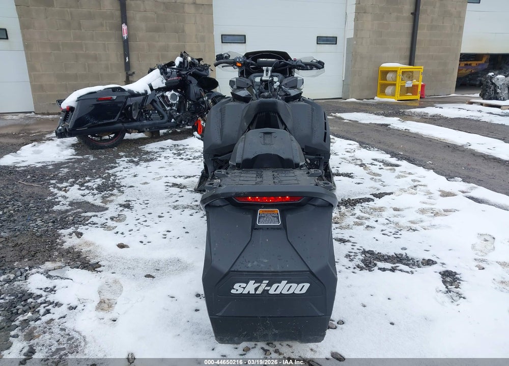 2022 SKID SLED VIN: 2BPSDSNA0NV000191
