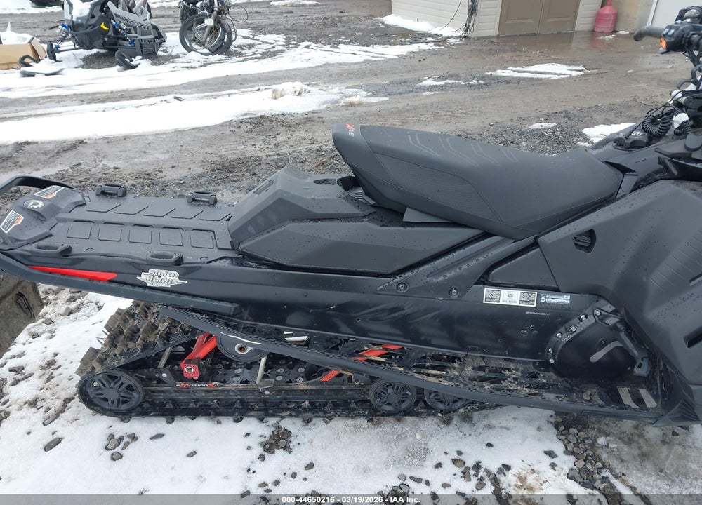 2022 SKID SLED VIN: 2BPSDSNA0NV000191