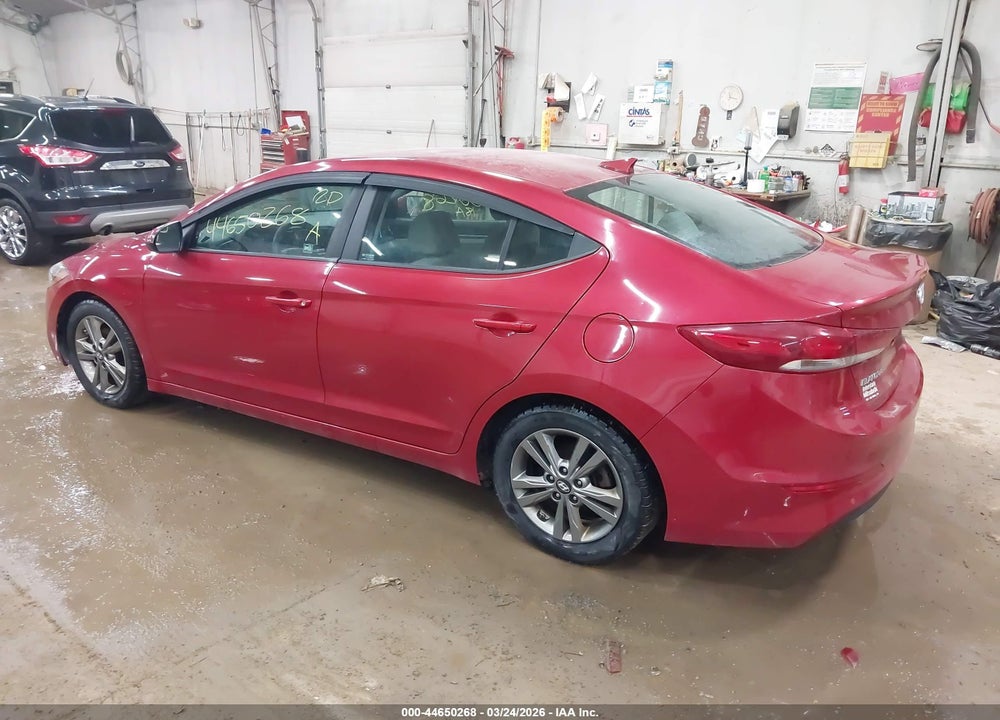 2018 HYUNDAI ELANTRA SEL VIN: 5NPD84LF6JH224752