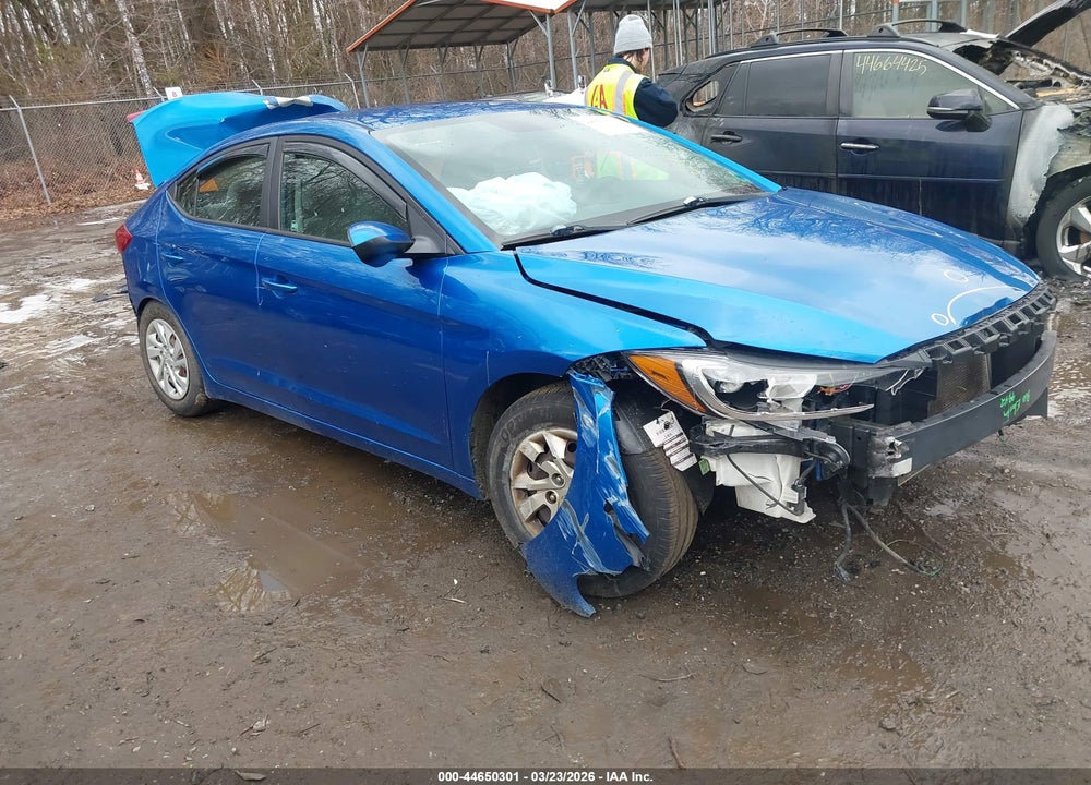 2018 HYUNDAI ELANTRA SE VIN: 5NPD74LF5JH220050
