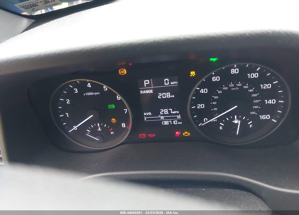 2018 HYUNDAI ELANTRA SE VIN: 5NPD74LF5JH220050
