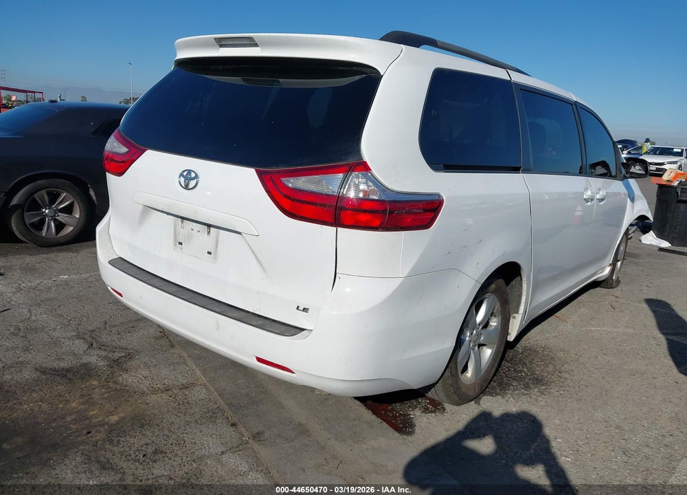 2017 TOYOTA SIENNA LE 8 PASSENGER VIN: 5TDKZ3DC9HS799855