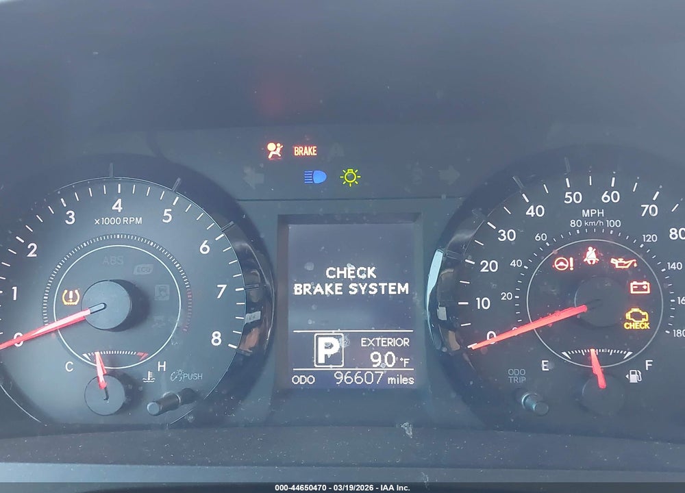 2017 TOYOTA SIENNA LE 8 PASSENGER VIN: 5TDKZ3DC9HS799855