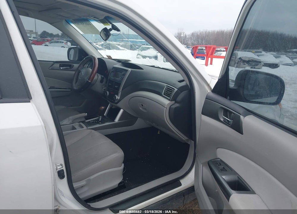 2011 SUBARU FORESTER 2.5X TOURING VIN: JF2SHBGC6BH700639