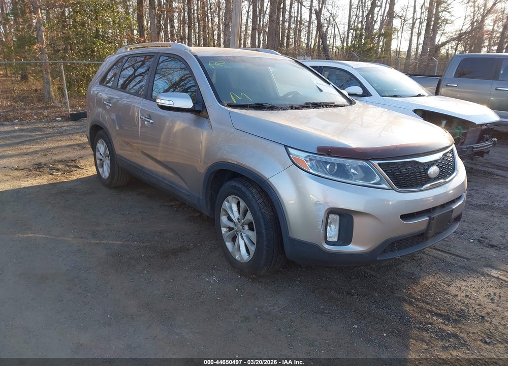 2015 KIA SORENTO EX V6 VIN: 5XYKU4A75FG550832