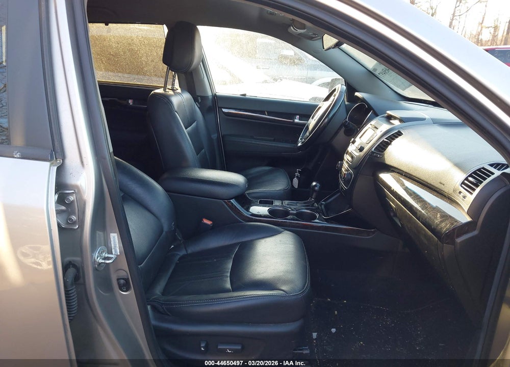 2015 KIA SORENTO EX V6 VIN: 5XYKU4A75FG550832