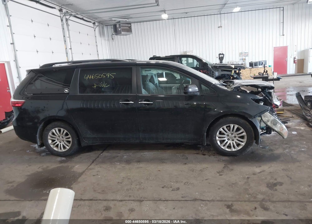2015 TOYOTA SIENNA XLE PREMIUM 8 PASSENGER VIN: 5TDYK3DC9FS687259