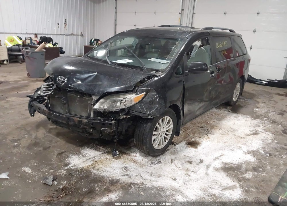2015 TOYOTA SIENNA XLE PREMIUM 8 PASSENGER VIN: 5TDYK3DC9FS687259