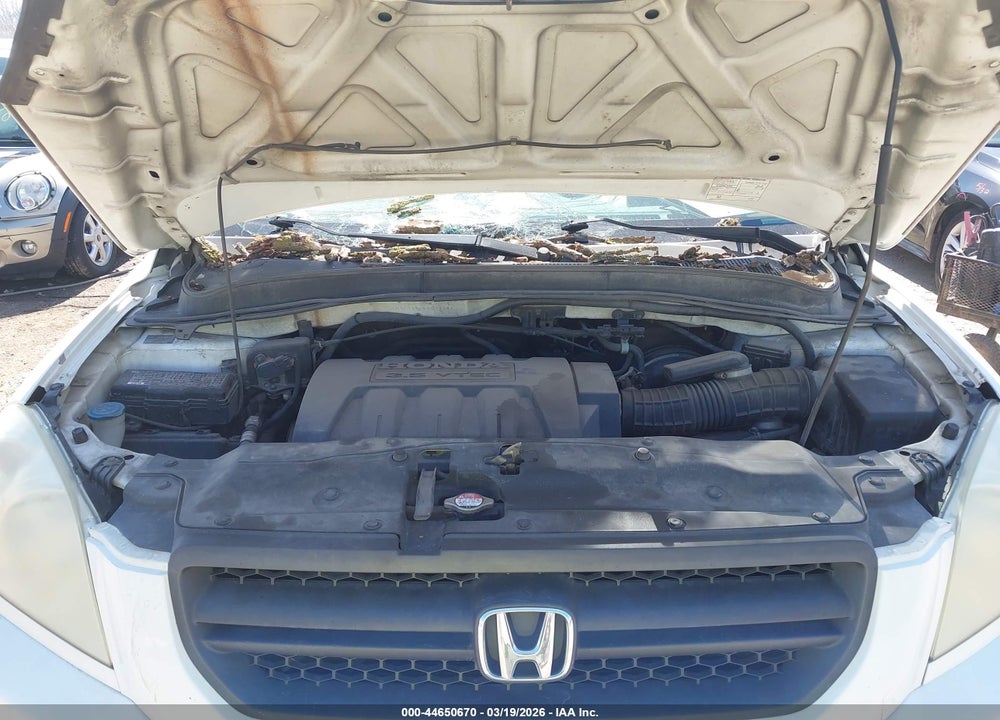 2005 HONDA PILOT EX-L VIN: 5FNYF18535B037141