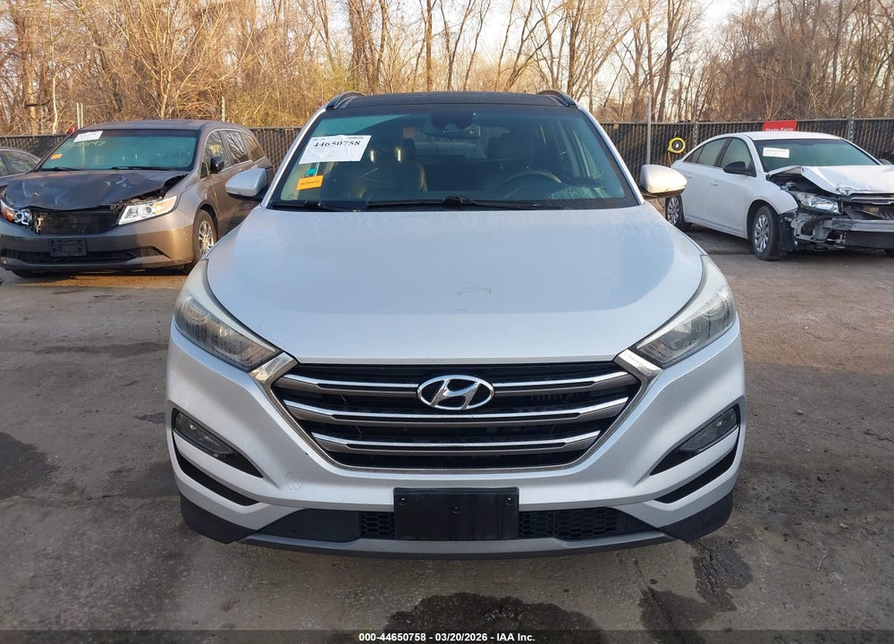 2016 HYUNDAI TUCSON LIMITED VIN: KM8J33A21GU091047