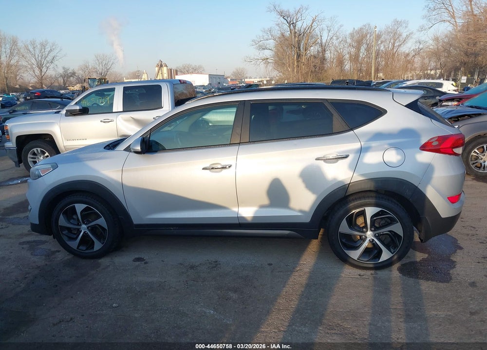 2016 HYUNDAI TUCSON LIMITED VIN: KM8J33A21GU091047