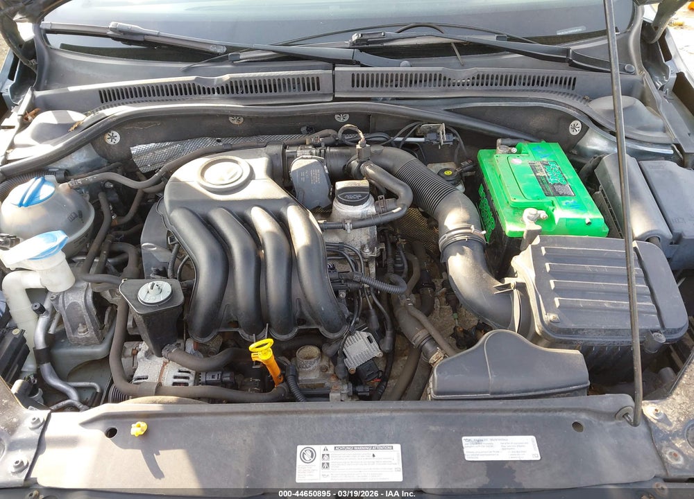 2014 VOLKSWAGEN JETTA 2.0L S VIN: 3VW2K7AJ1EM256040