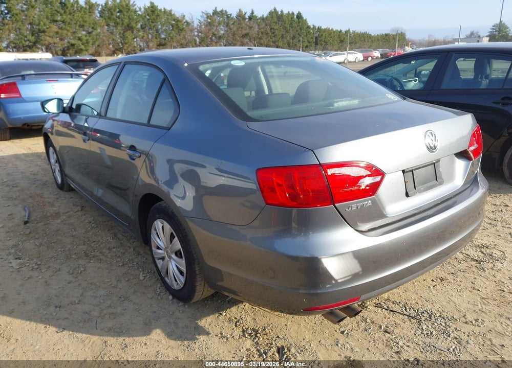 2014 VOLKSWAGEN JETTA 2.0L S VIN: 3VW2K7AJ1EM256040