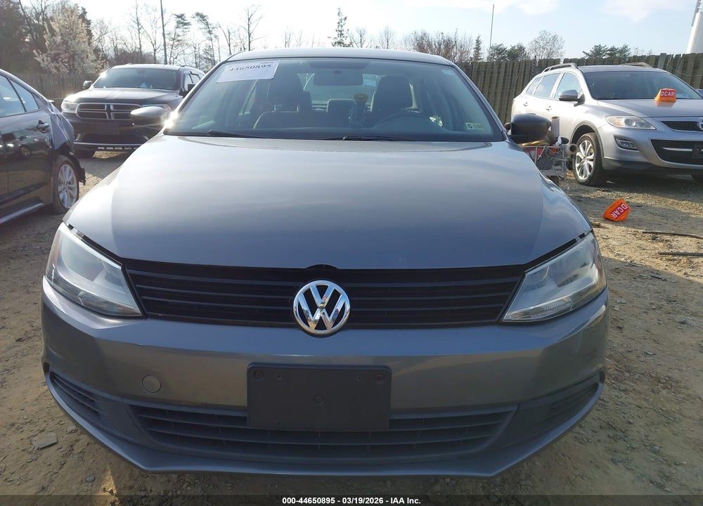 2014 VOLKSWAGEN JETTA 2.0L S VIN: 3VW2K7AJ1EM256040