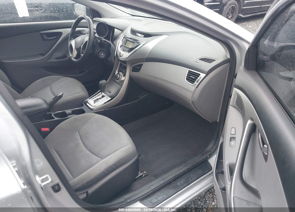 2013 HYUNDAI ELANTRA GLS/LIMITED VIN: 5NPDH4AE5DH158578