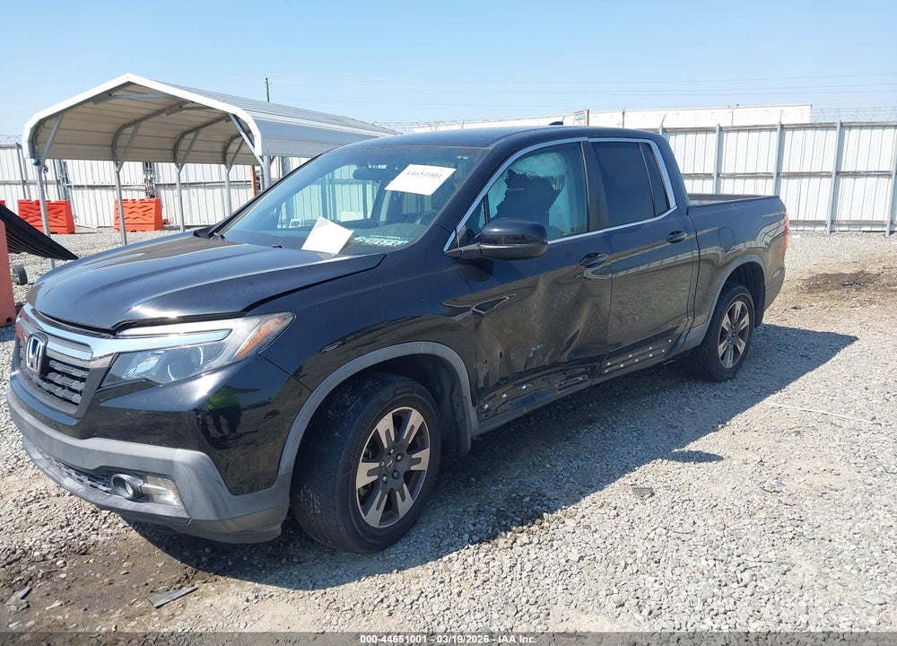 2017 HONDA RIDGELINE RTL VIN: 5FPYK3F55HB013977