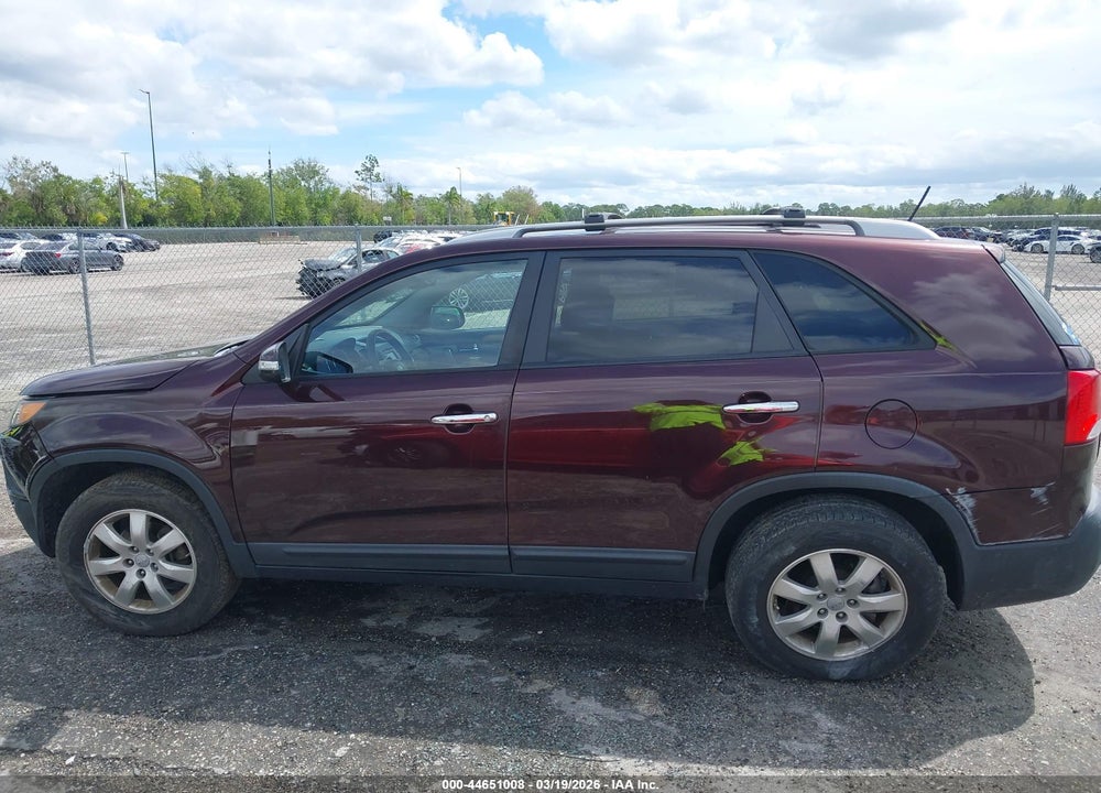 2012 KIA SORENTO LX VIN: 5XYKT3A61CG264380