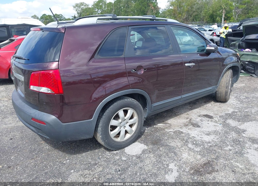 2012 KIA SORENTO LX VIN: 5XYKT3A61CG264380
