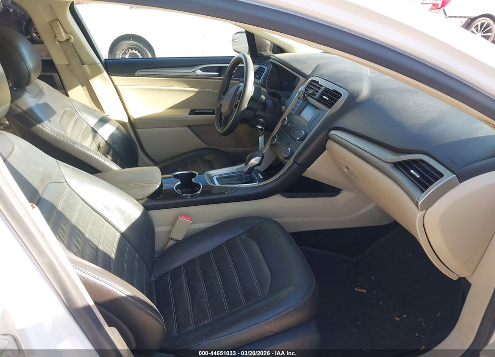 2016 FORD FUSION SE VIN: 3FA6P0H72GR390736